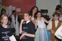 100-0007_IMG.jpg (32,415 bytes)